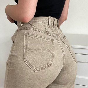 Vintage Lee Riveted Cream colored High Waisted Mom Jeans